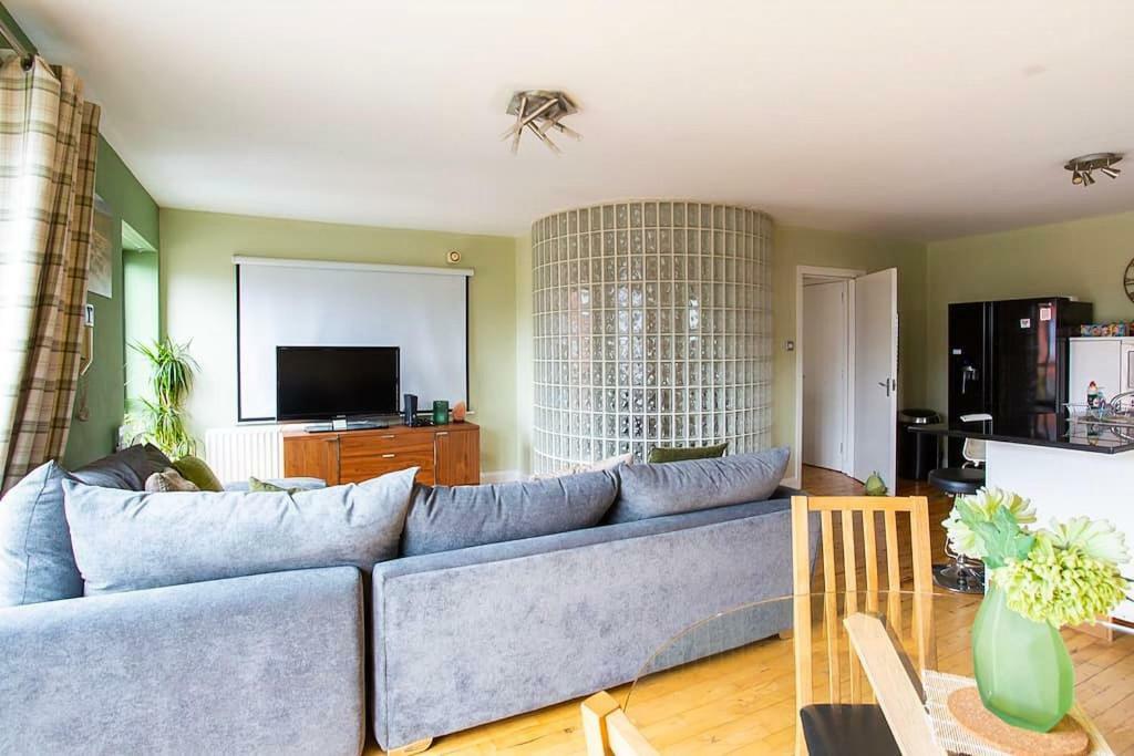 Spacious Belfast City Centre Duplex Apartment Exterior foto