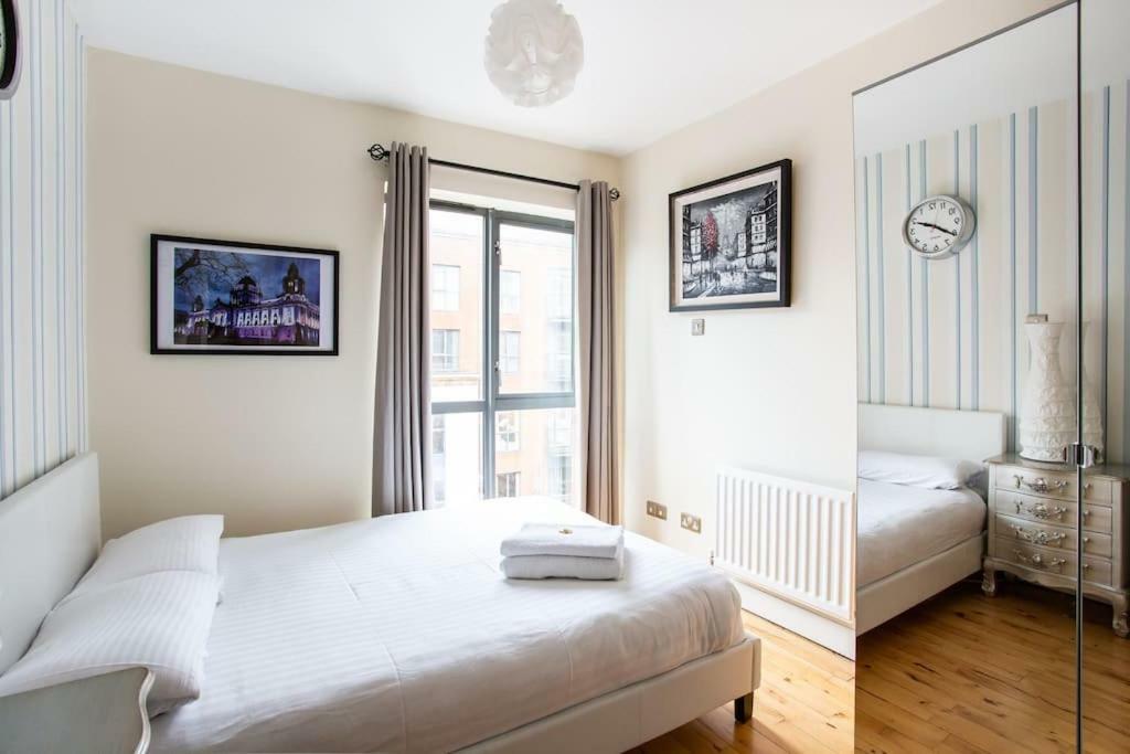 Spacious Belfast City Centre Duplex Apartment Exterior foto